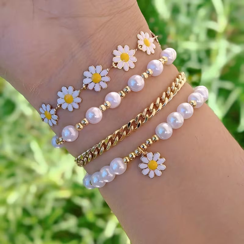 Parel Daisy Stapelarmband Set van 4
