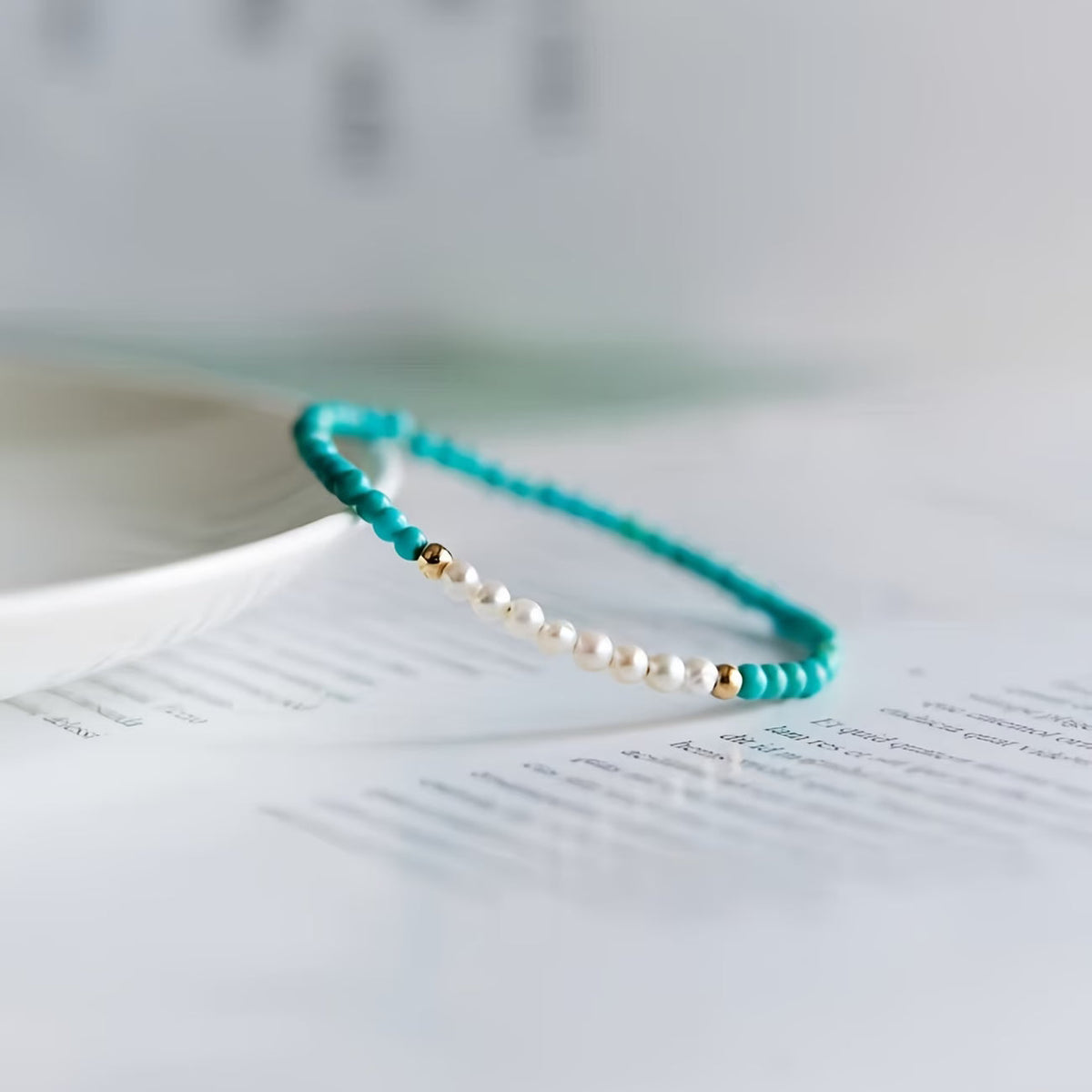 Subtiele Parelturquoise Armband