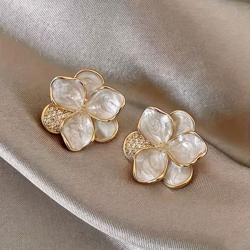 Elegante Parel Bloem Oorbellen