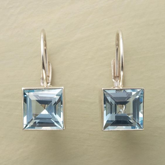 Tijdloze Oorbellen van Blauw Glas Harvest