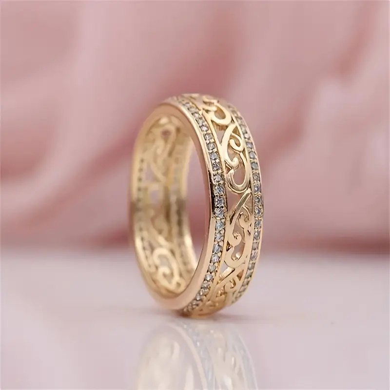 Gouden Filigraan Ring met Kristallen