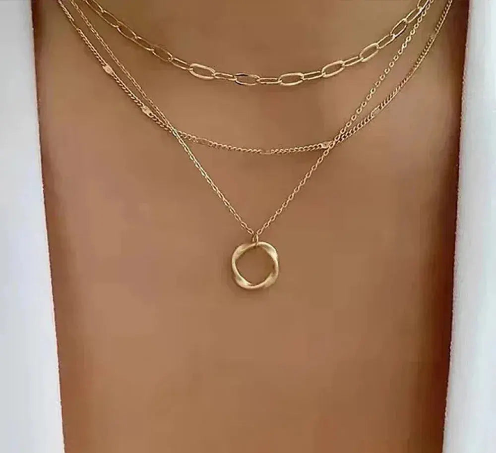 Klassieke gouden laagjesketting met hanger