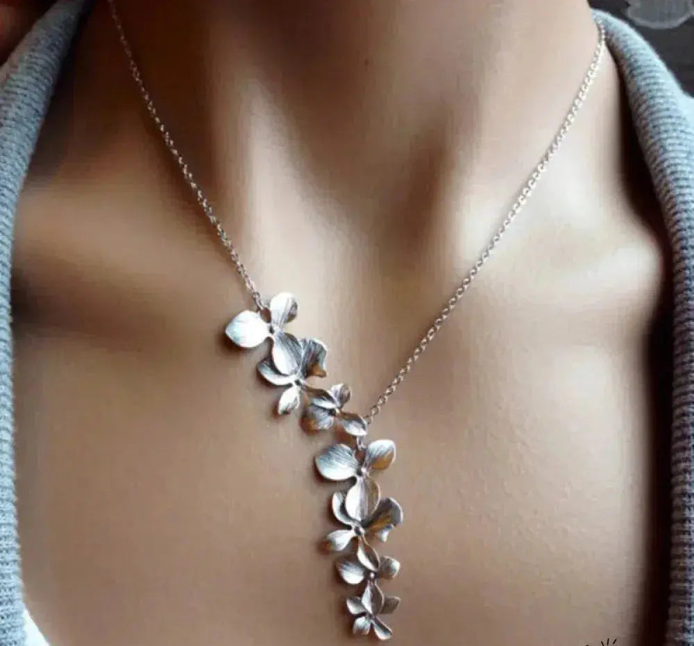 Tijdloos Zilveren Collier met Bloem Pendant